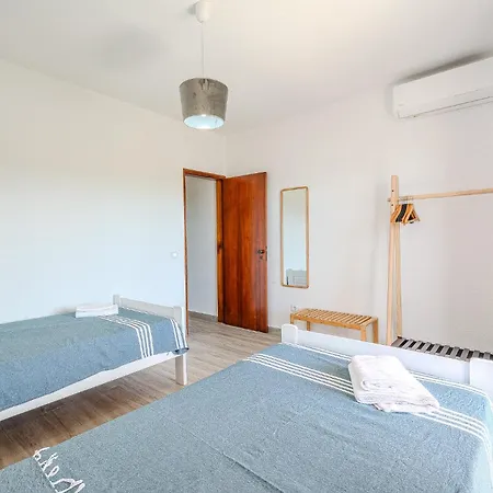 A Casa Da Ana - By Algarkasa Feriehus Albufeira