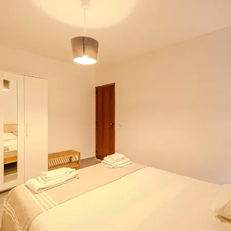 A Casa Da Ana - By Algarkasa Feriehus